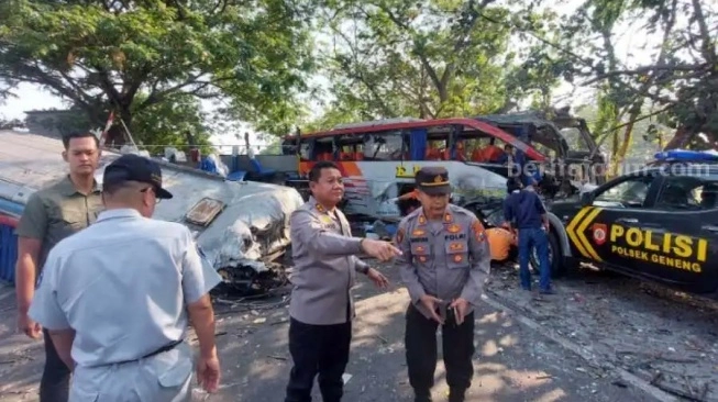 Kecelakaan Bus di Ngawi