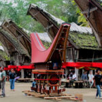 Suku Toraja: Keindahan Budaya dalam Ritual Kematian