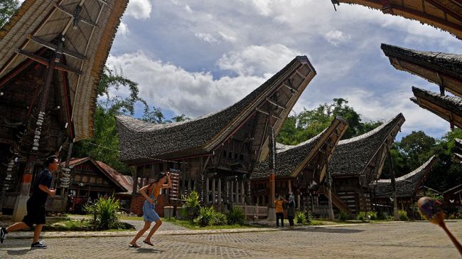 Jejak Sejarah dan Kekayaan Budaya Timur Indonesia