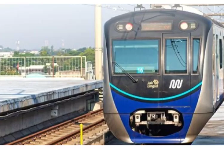 MRT Jakarta Kembali Beroperasi Normal Usai Insiden Besi Konstruksi Jatuh