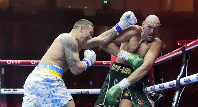 Kalahkan Tyson Fury Oleksandr Usyk Jadi Raja Tinju Kelas Berat