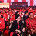 Rakernas PDIP 2024: Usulan Pertukaran Posisi Megawati dan Puan Hanya Candaan