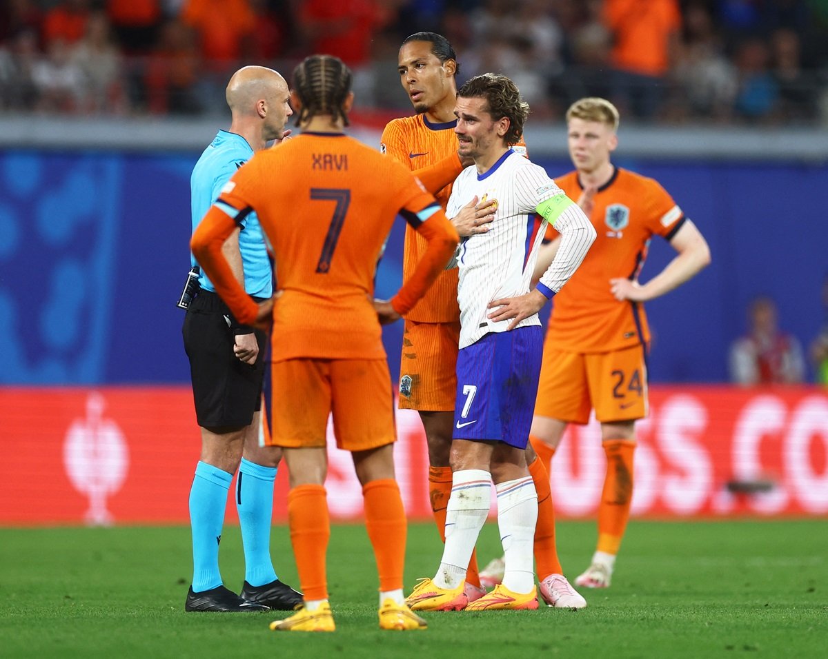 Pertandingan Prancis vs Belanda di Euro 2024 Berakhir Imbang 0-0: Analisis Lengkap