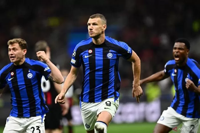 Hattrick Edin Dzeko Aksi Memukau yang Membawa Kemenangan Gemilang