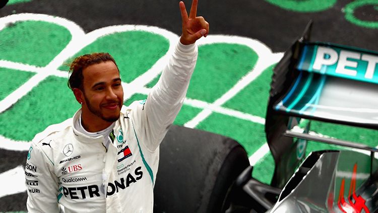 Lewis Hamilton Kembali ke Puncak di F1