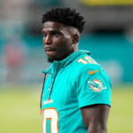 Tyreek Hill dalam Sorotan: Insiden Lalu Lintas Mengancam Reputasi Bintang Miami Dolphins