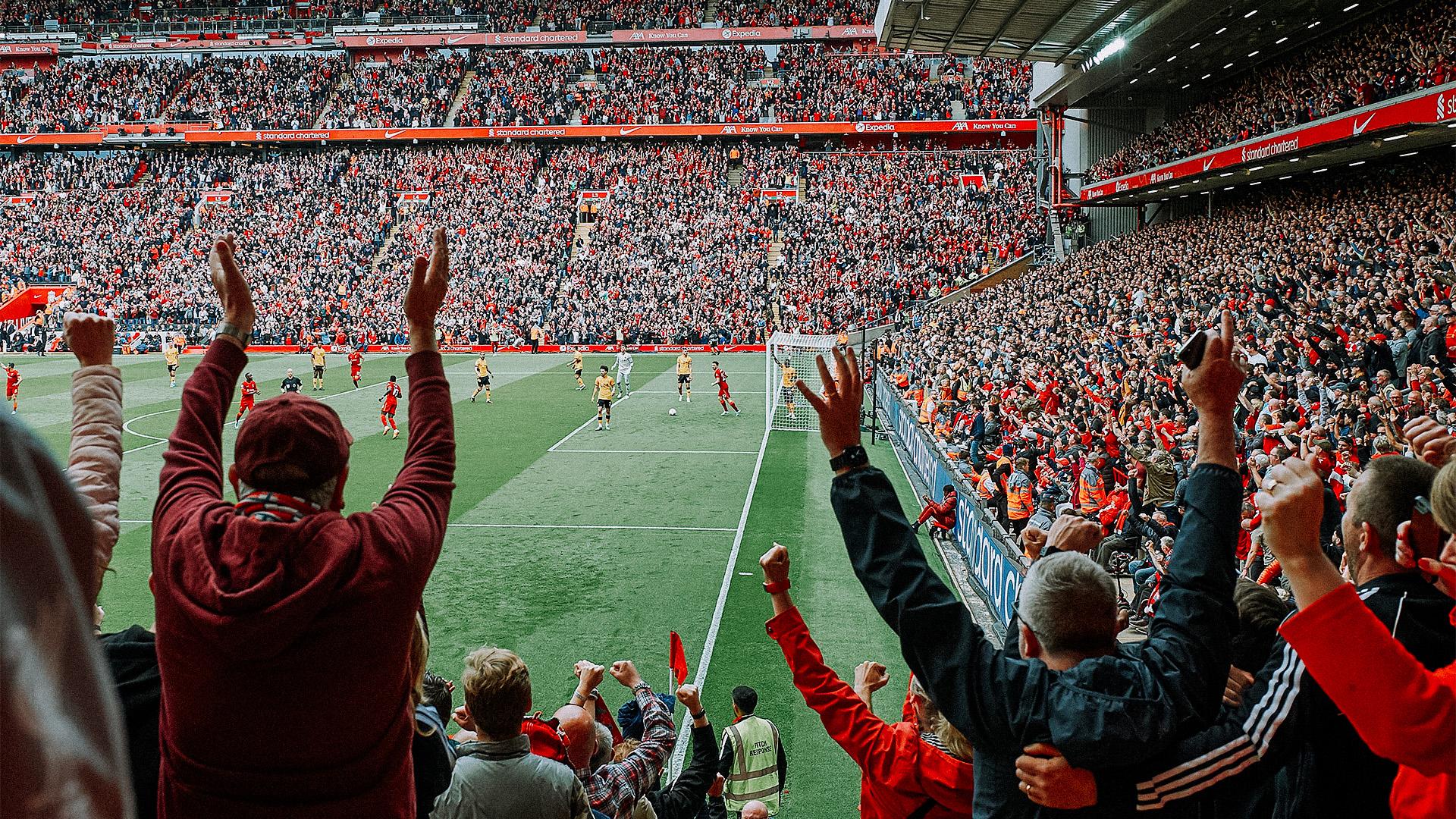 Anfield Saksi 2 Penalti Gagal Mohamed Salah dan Kylian Mbappe, Arne Slot: Mereka Manusia Biasa